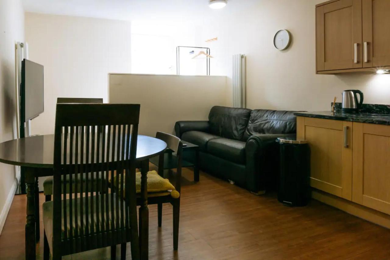 Homely 3 Bedroom In The Heart Of Central Edinburgh Edimburgo Exterior foto