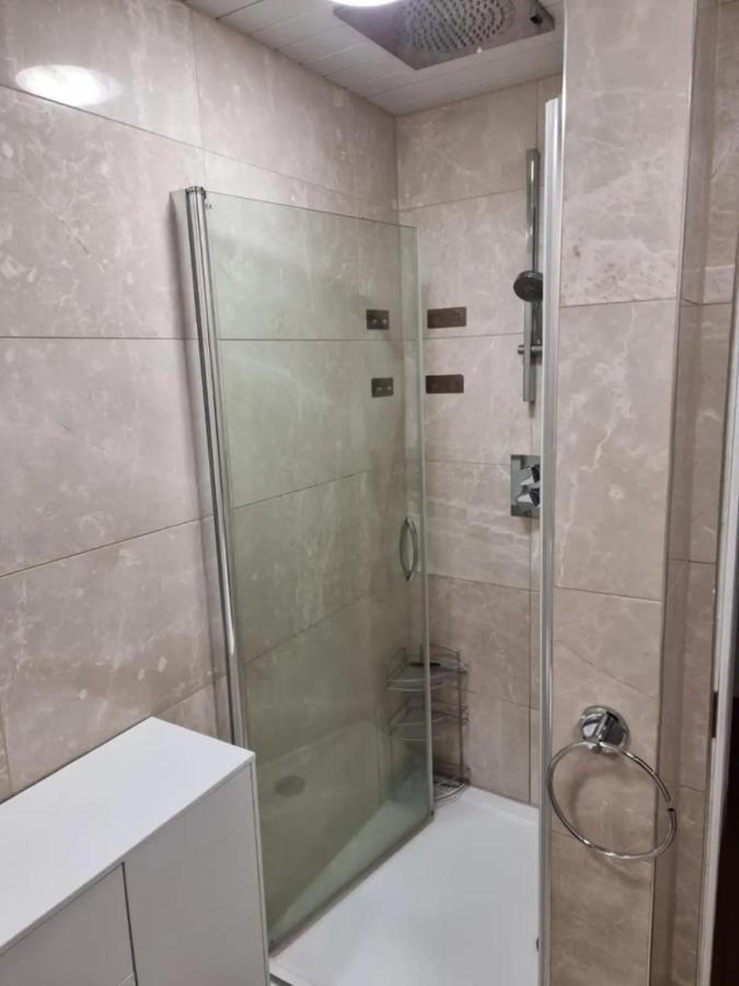 Homely 3 Bedroom In The Heart Of Central Edinburgh Edimburgo Exterior foto
