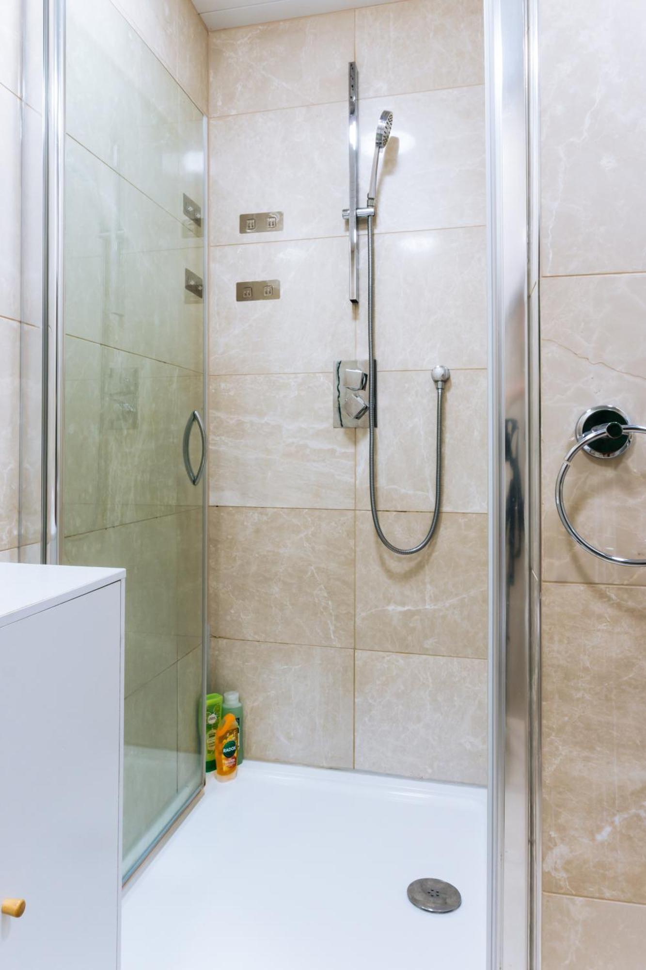 Homely 3 Bedroom In The Heart Of Central Edinburgh Edimburgo Exterior foto