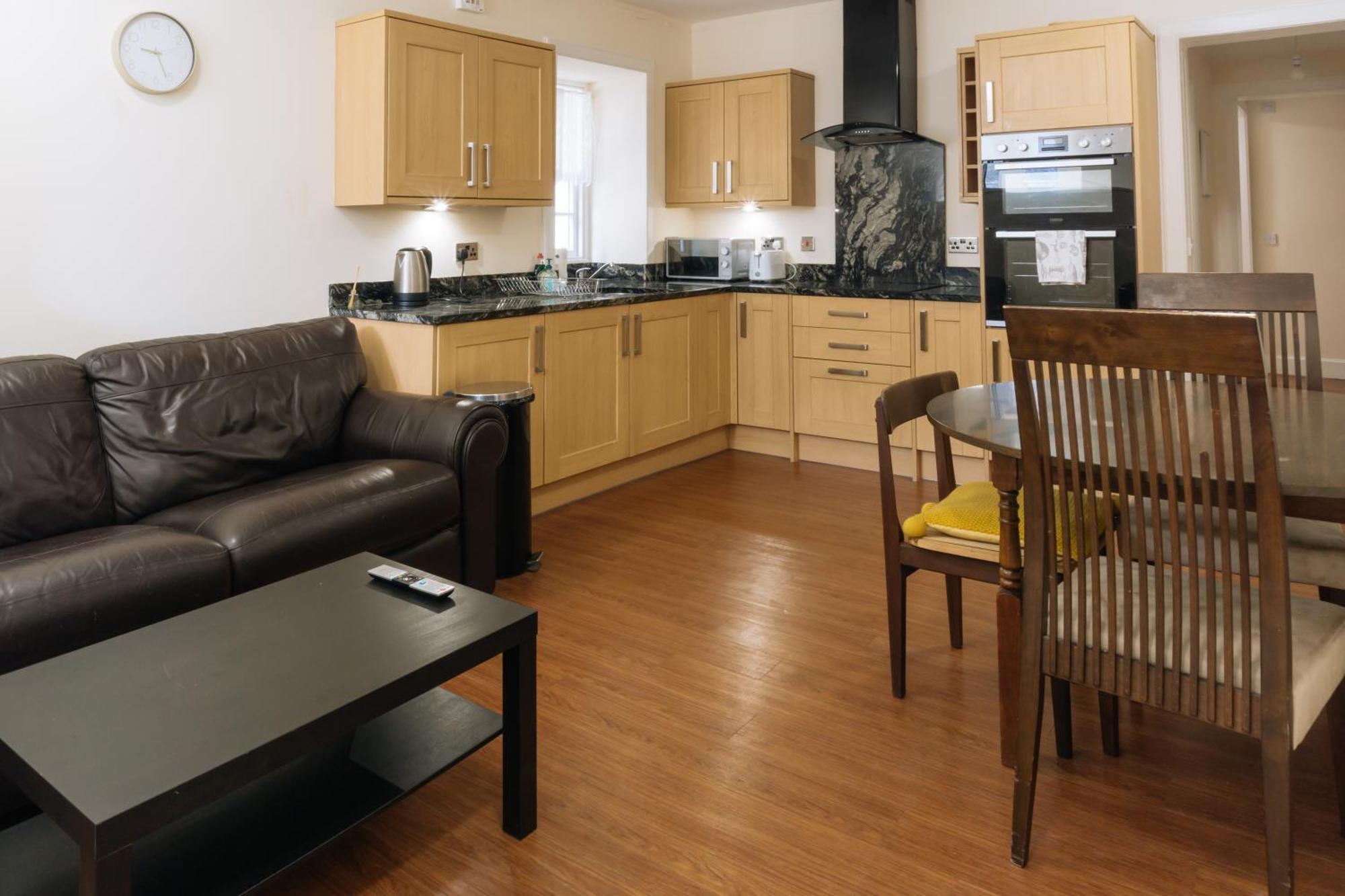 Homely 3 Bedroom In The Heart Of Central Edinburgh Edimburgo Exterior foto